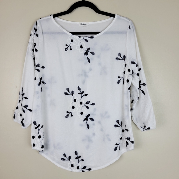 Anthropologie Tops - Kindred (Anthropologie) Blouse
